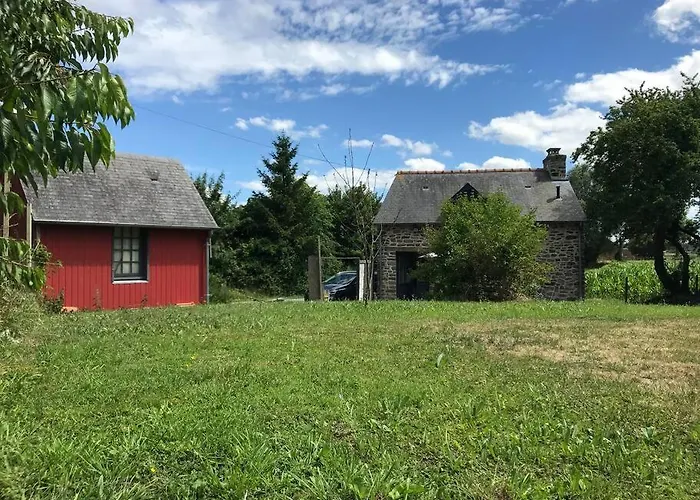 Maisonnette Au Pied Du Mont Dol
